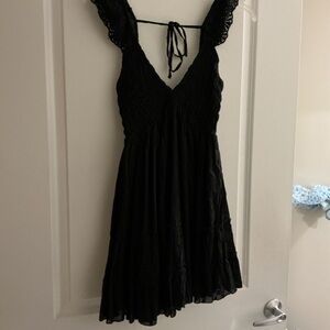 Black Sleeveless Dress
